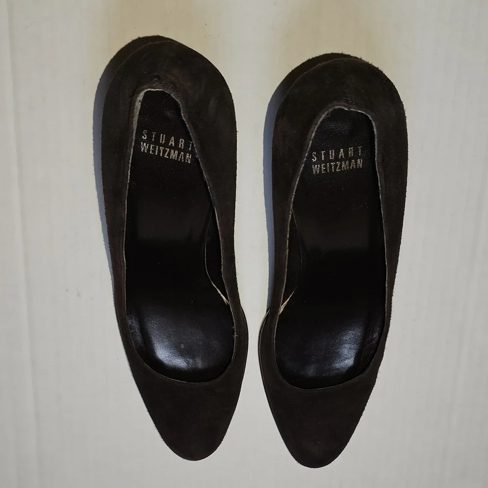 Stuart Weitzman Brown Suede Pumps - Picture 3 of 10